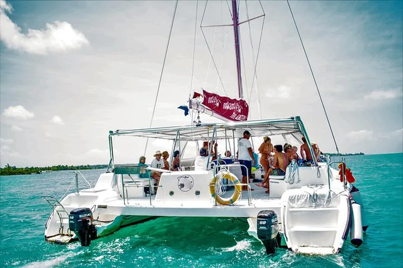Catamaran snorkelling Ile Aux Cerfs